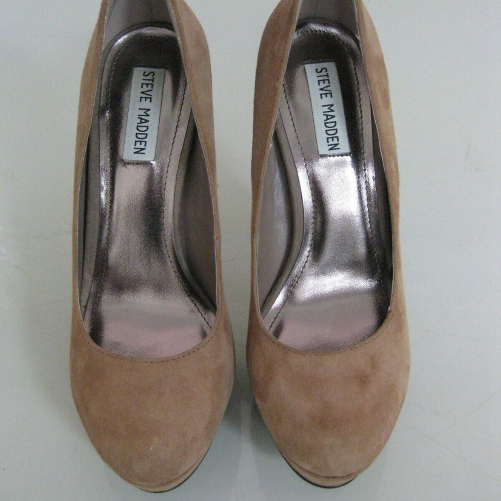 Steve Madden Beige Blush Caryssa Suede Platform Round Toe Platform Pumps Size 8